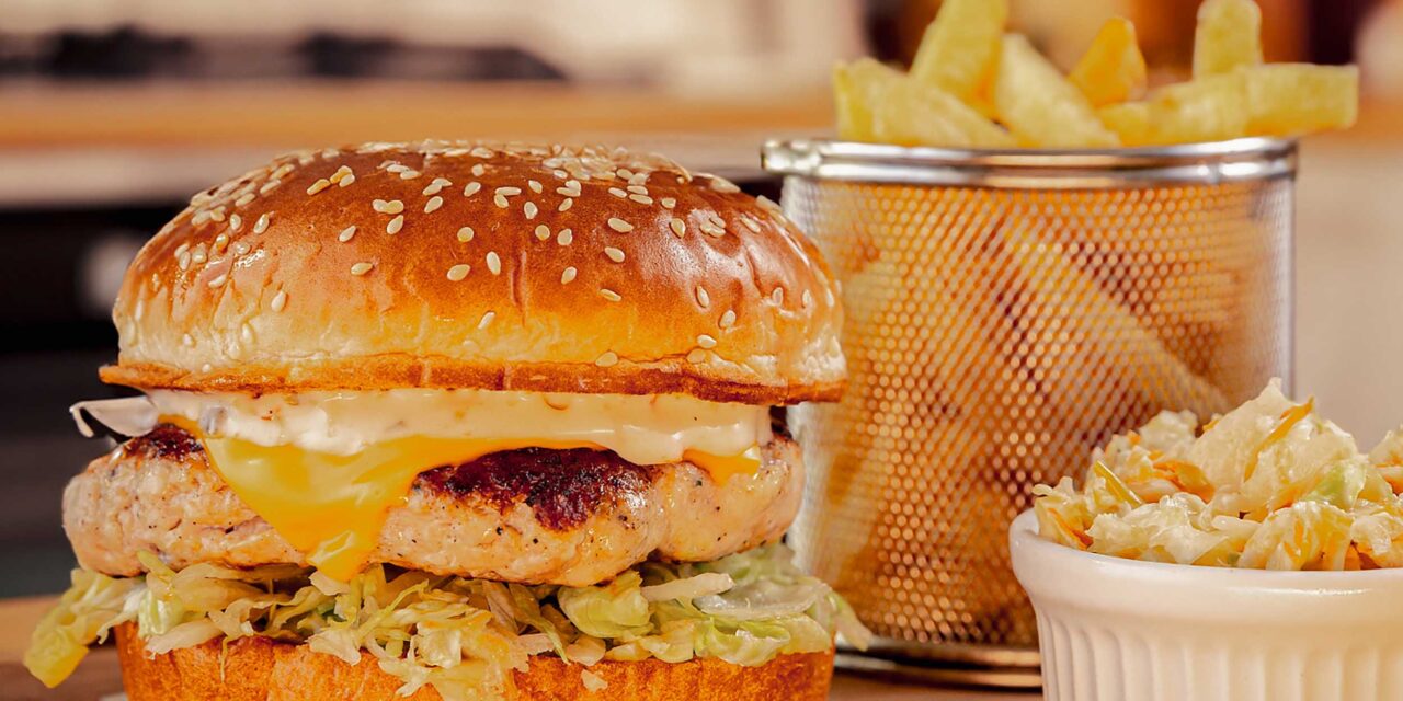 Chicken Burger mit pikantem Weißkraut Burger&BBQ